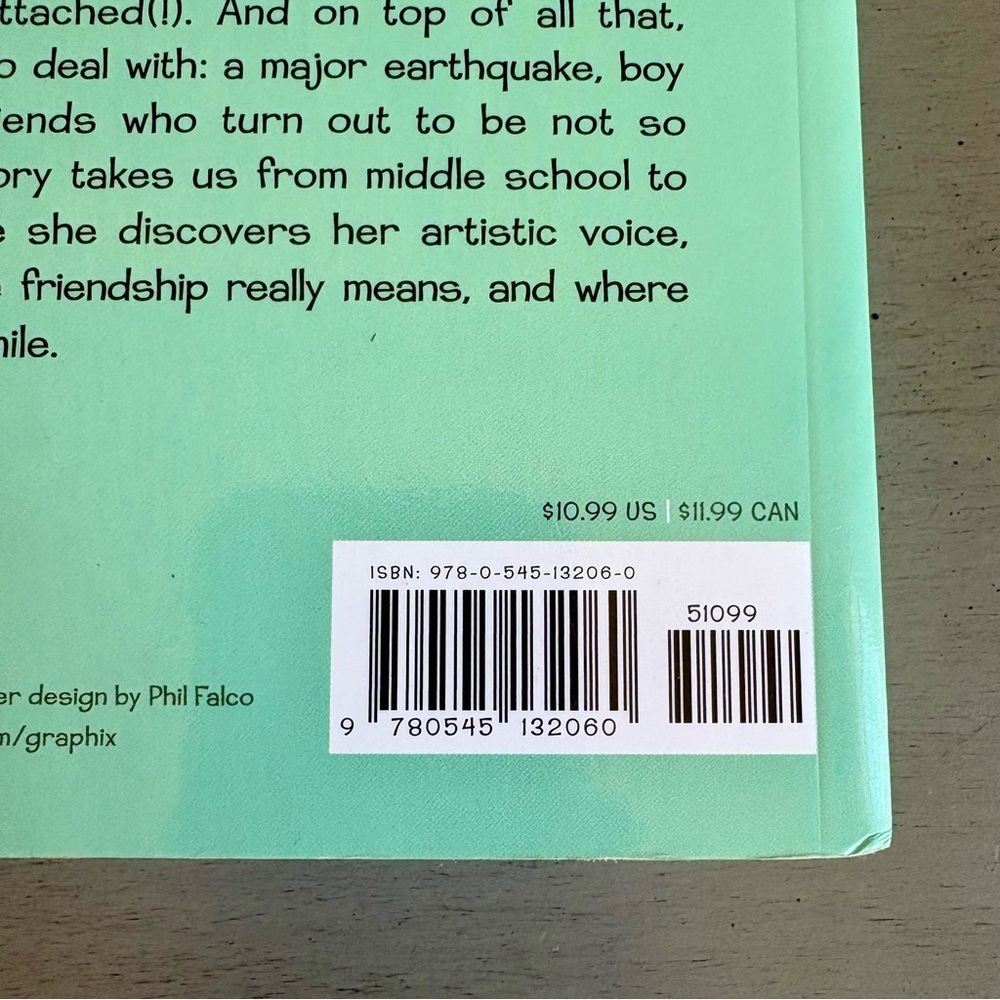 Ghosts, Drama, Smile Graphic Novels Set- Raina Telgemeier- Paperback Books Youth - Picture 6 of 15
